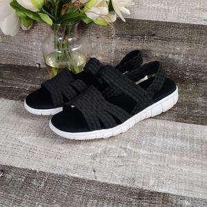 Comfortview athletic elastic strap sandals 9 wide